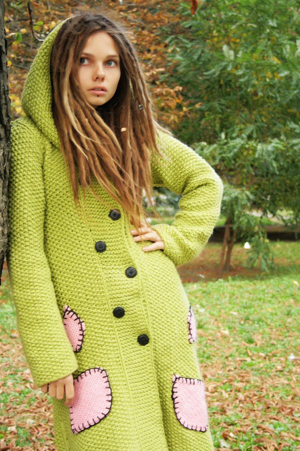 PHOTO | 03 3 600x900 - Beautiful Rasta Girl Sindi Candid