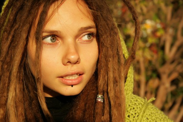 PHOTO | 11 3 600x400 - Beautiful Rasta Girl Sindi Candid