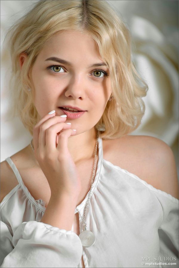 PHOTO | 00 236 600x898 - Innocent Cali - Thinking About Cali