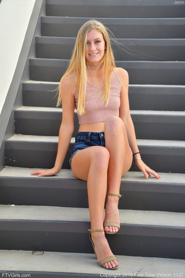 PHOTO | 04 10 600x902 - Jenni Sexy Leggy Teen