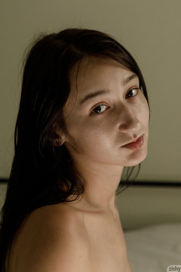 PHOTO | 10 64 600x901 - Carmen Rae There Is Fire Zishy