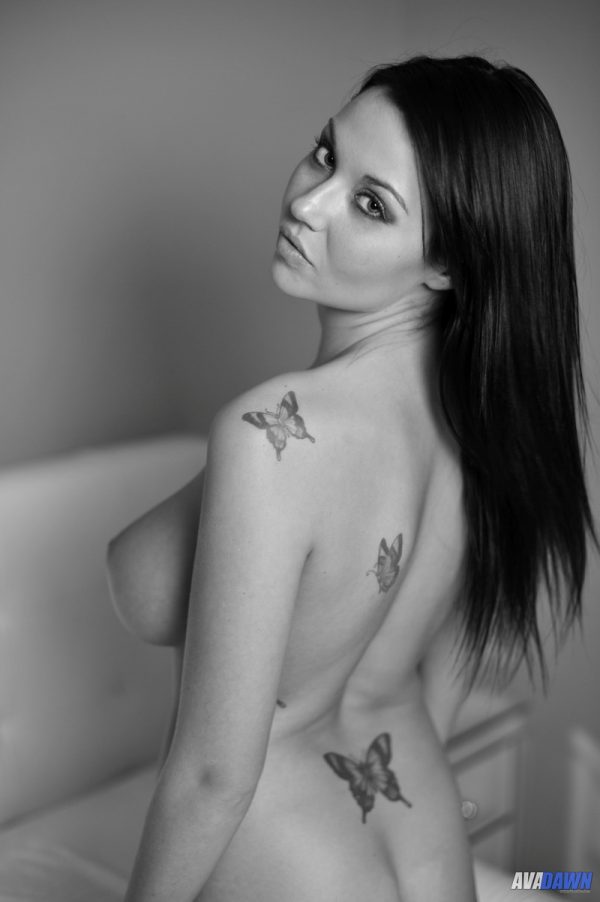 PHOTO | 10 77 600x902 - Ava Dawn Free Nude Pics