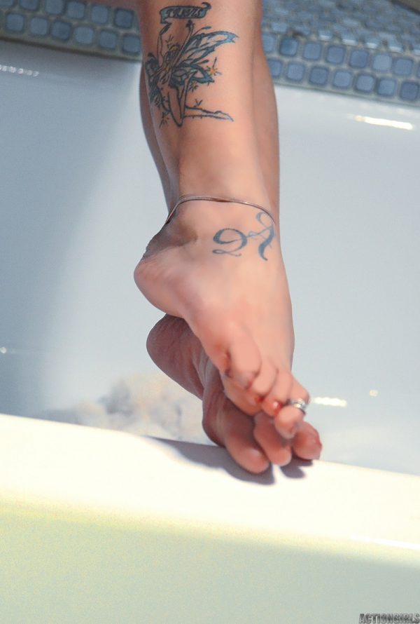 PHOTO | 13 110 600x890 - Armie silver dres