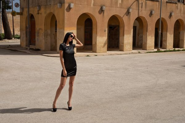 PHOTO | Anastasya 00 600x400 - Anastasya In Black Friday