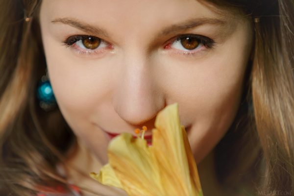 PHOTO | 00 340 600x400 - Adorable Sofi Shane