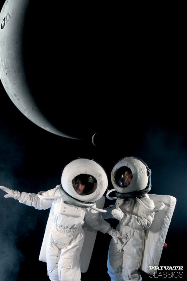 PHOTO | 00 387 600x900 - Sonia Baby and Suzy Kixx Hardcore