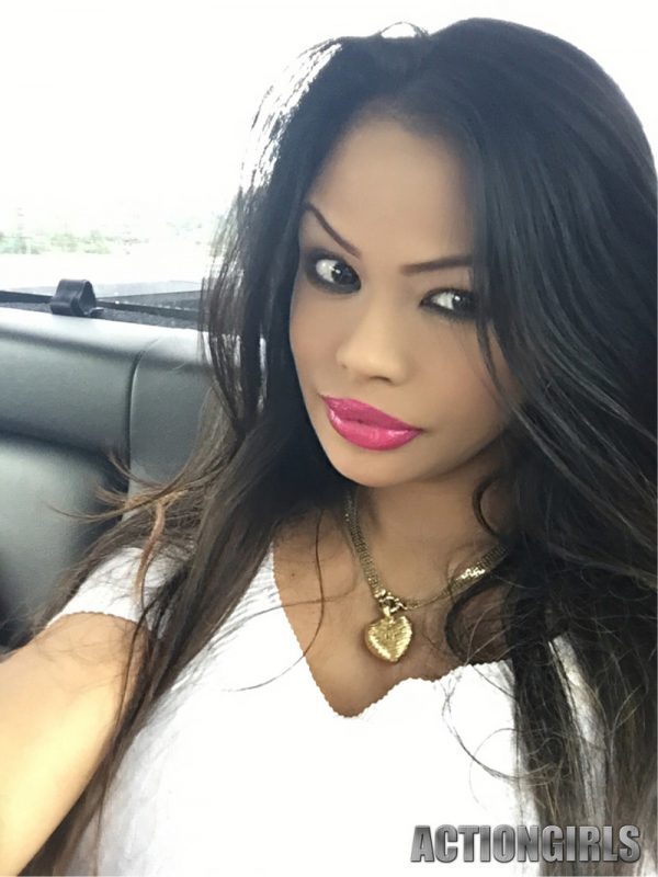 PHOTO | 08 291 600x800 - Goddess Armie