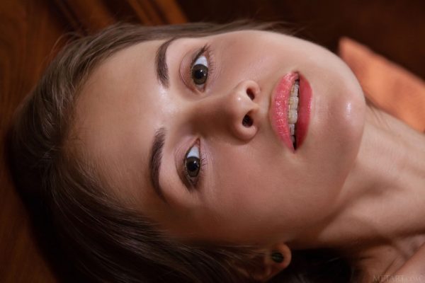 PHOTO | 14 76 600x400 - cute Ukrainian brunette Maria Espen