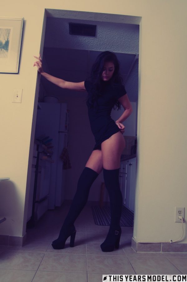 PHOTO | Lola Sinclair 02 1 600x904 - Lola Sinclair