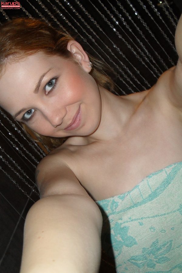 PHOTO | 00 421 600x900 - Daphne Rush Soaps up in the Shower