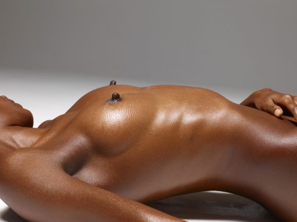 PHOTO | 02 349 600x450 - Ebony Girl Valerie - Dirty Posing