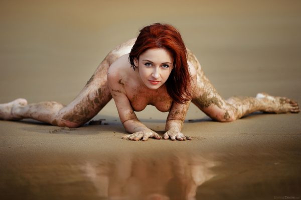 PHOTO | 02 357 600x400 - Beautiful Redhead Night A - Tierra