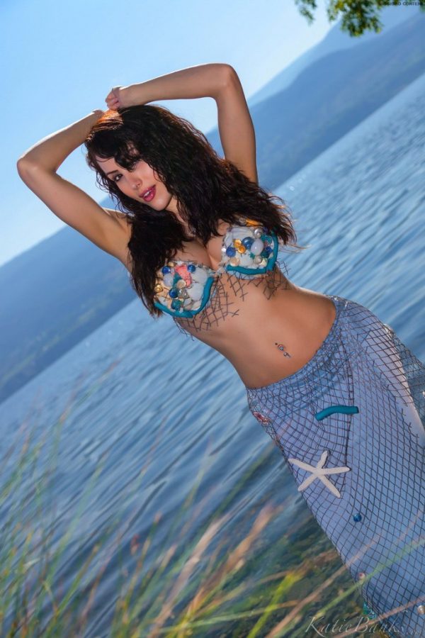 PHOTO | 03 150 600x900 - Katie Mermaid