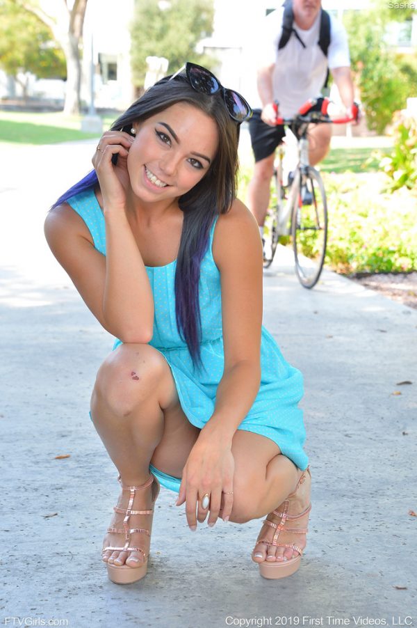 PHOTO | 04 358 600x902 - Sexy Brunette Sasha