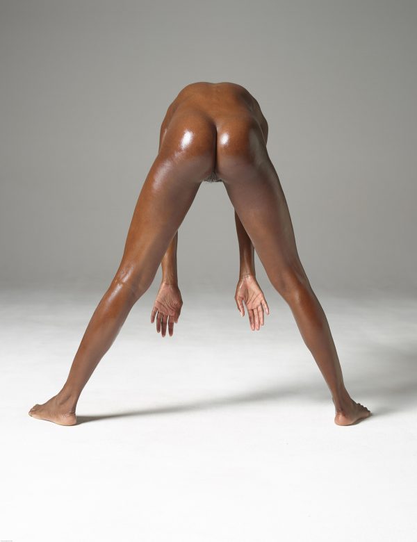 PHOTO | 04 73 600x780 - Ebony Beauty Simone - Booty Call