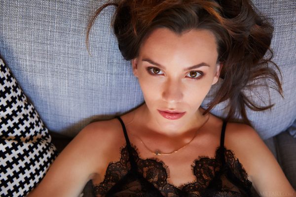 PHOTO | 06 210 600x400 - orgeous Adel Morel&#039;s favorite stilettos make her long legs look incredible