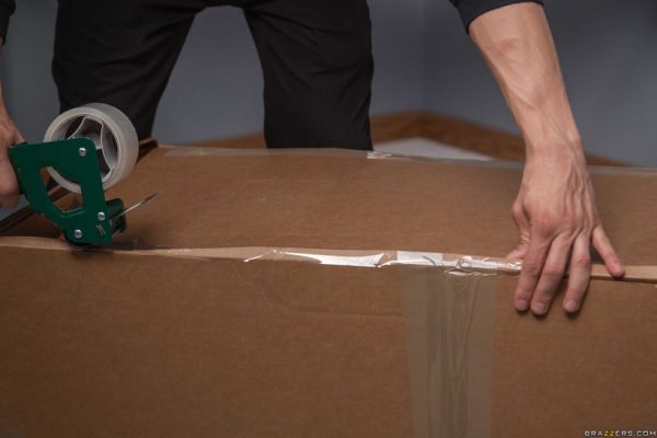 PHOTO | 08 200 600x400 - Watching Gia makes my PENIS feel good