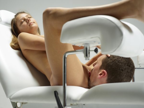 PHOTO | 09 12 600x451 - Mango A aka Katya Clover the Visit