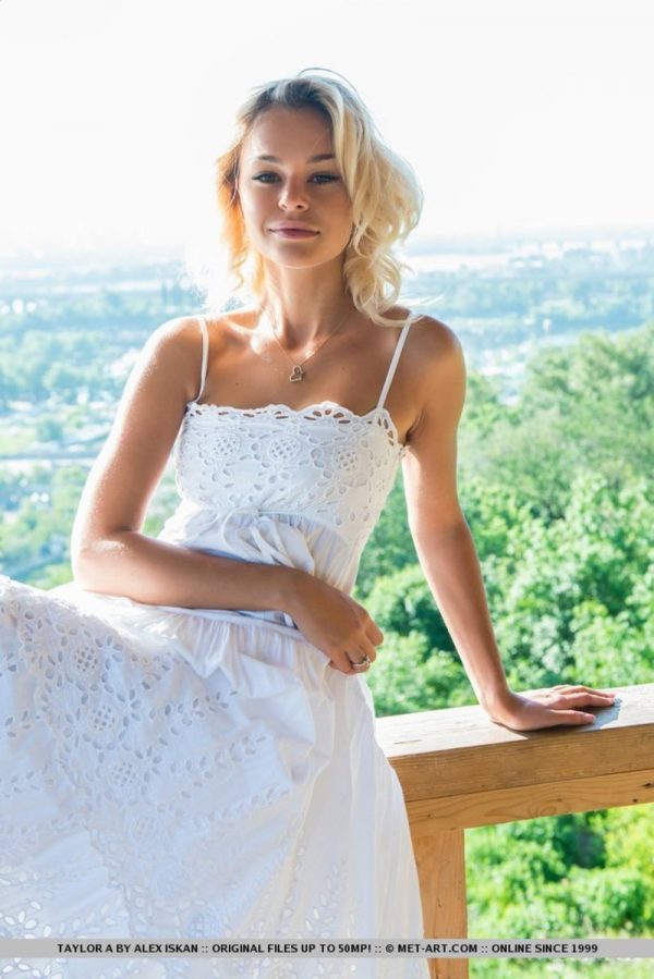 PHOTO | 10 262 600x899 - Taylor A - Zumero from Met-Art