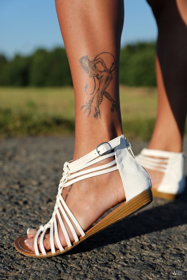 PHOTO | 13 157 600x900 - Pornstar Ashley Bulgari Hot Tattoo