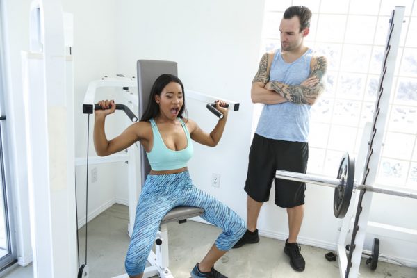 PHOTO | 08 40 600x400 - Post-Workout Massage