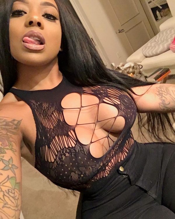 PHOTO | 11 47 600x749 - Trap Goddess