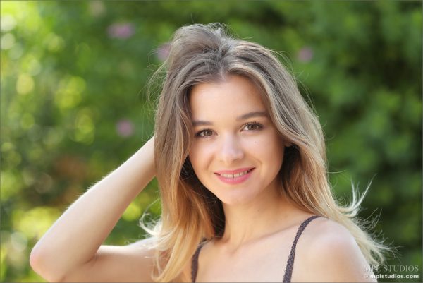 PHOTO | Stefani   Super Stef 00 600x401 - Stefani - Super Stef