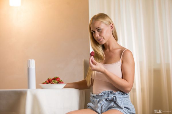 PHOTO | 02 24 600x400 - Sweet Feet