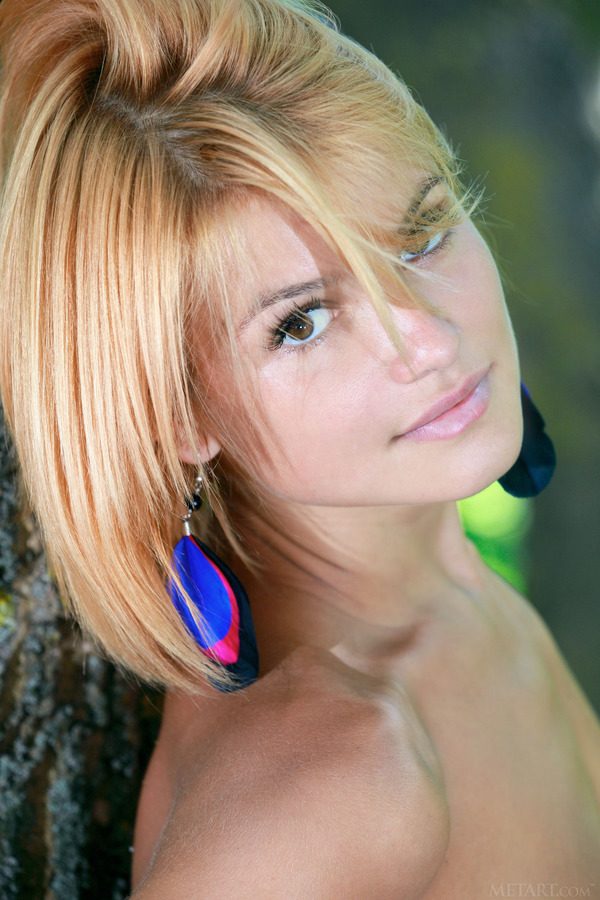 PHOTO | 02 80 600x900 - Angelic