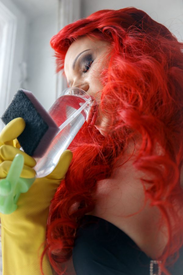 PHOTO | 04 6 600x900 - Ferggy Spring Cleaning Pleasure