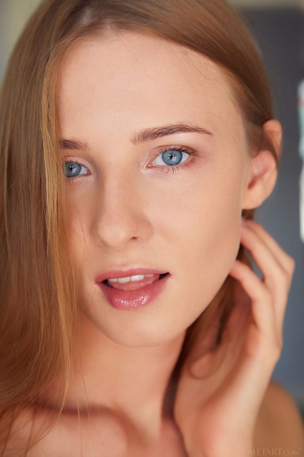 PHOTO | 08 89 600x900 - Stunning blonde Nimfa