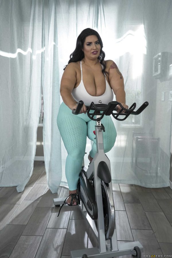 PHOTO | 2 600x901 - Sofia Rose Deep Stretching Brazzers