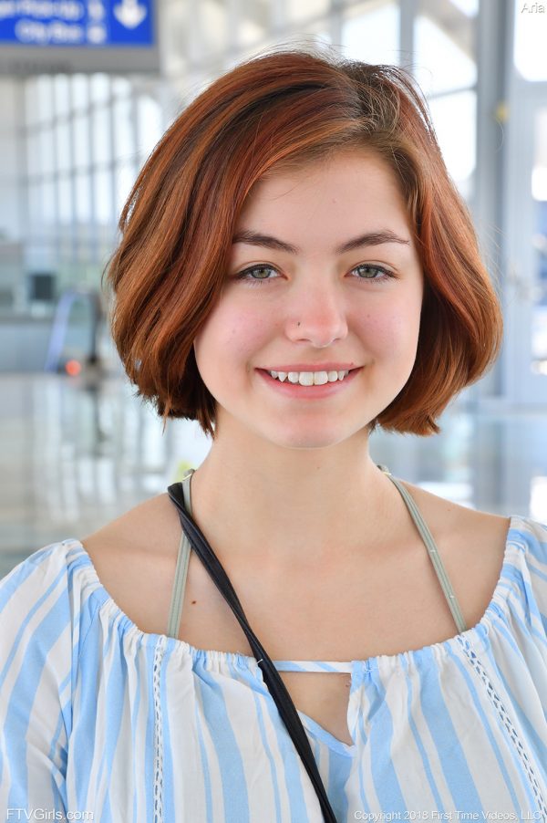 PHOTO | 05 19 600x902 - A Non-Nude Intro