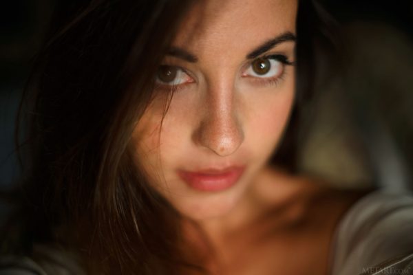 PHOTO | 01 249 600x400 - Stunning Spanish Beauty