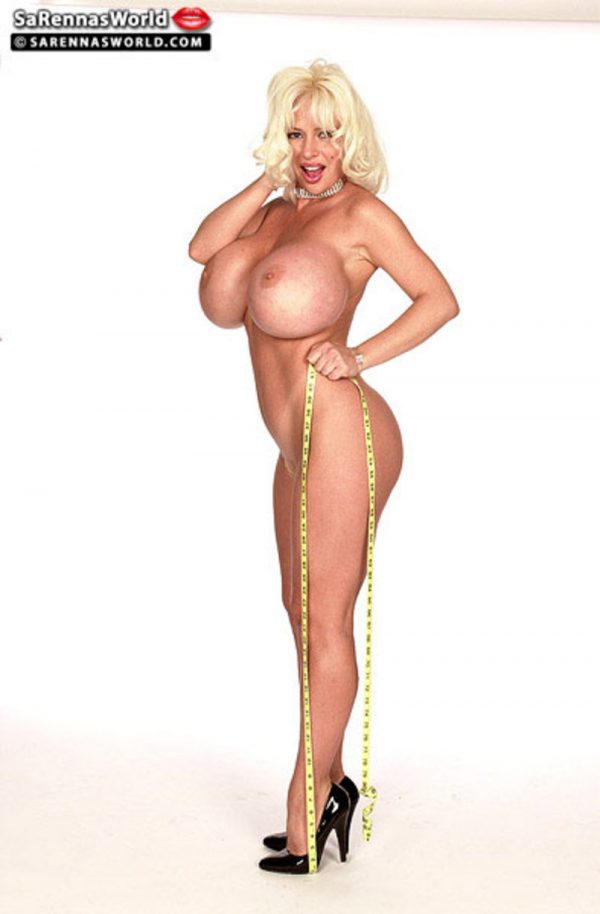 PHOTO | 01 327 600x914 - Sarenna Big Melons