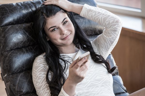 PHOTO | 07 292 600x400 - Amazing Busty Teenager Lucy Li