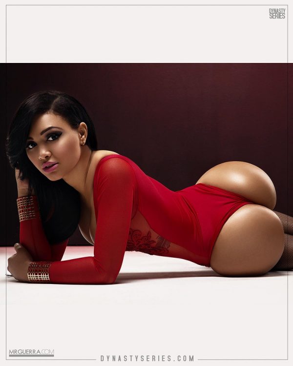 PHOTO | 10 88 600x750 - Crystal In Red Lingerie