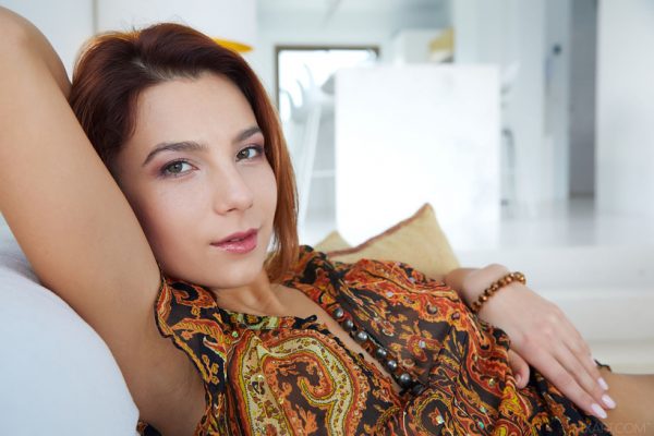 PHOTO | 00 220 600x400 - Beautiful brunette Belka takes off her dress