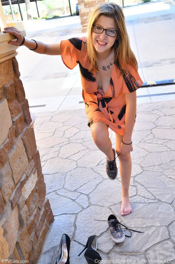 PHOTO | 00 121 600x902 - Sarah Sensual Fashion