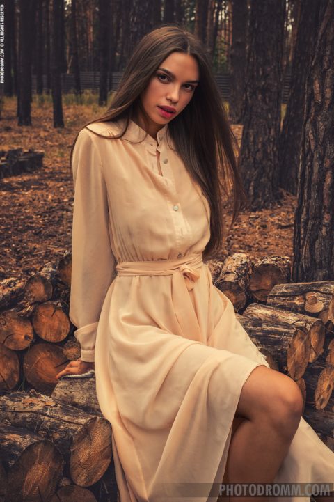 PHOTO | 00 269 480x721 - Alina In The Wood
