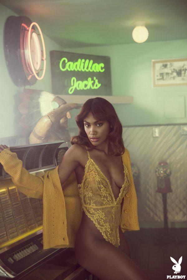 PHOTO | 02 122 600x900 - Ebony Jordan Emanuel Cooking Something Special