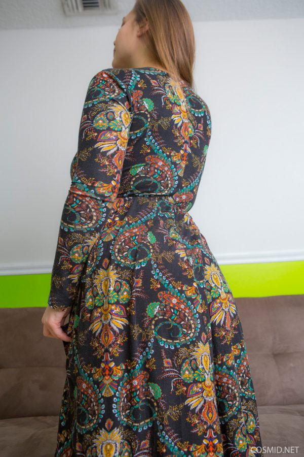 PHOTO | 02 128 600x900 - Lillias White Couch Stripping