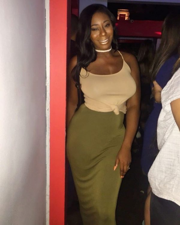 PHOTO | 12 135 600x749 - Luv Big Booty