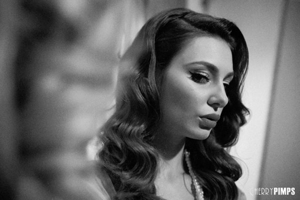 PHOTO | 00 345 600x400 - Lacy Lennon is so worried about her sexy lover Serene