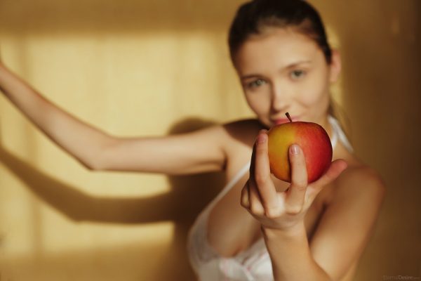 PHOTO | 00 83 600x400 - Big Titted Babe Mila Adores Fruits