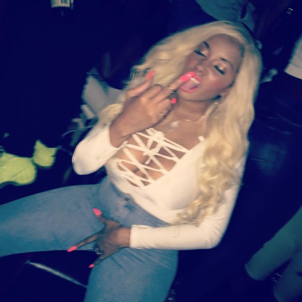 PHOTO | 06 103 600x600 - Vixen Vanity