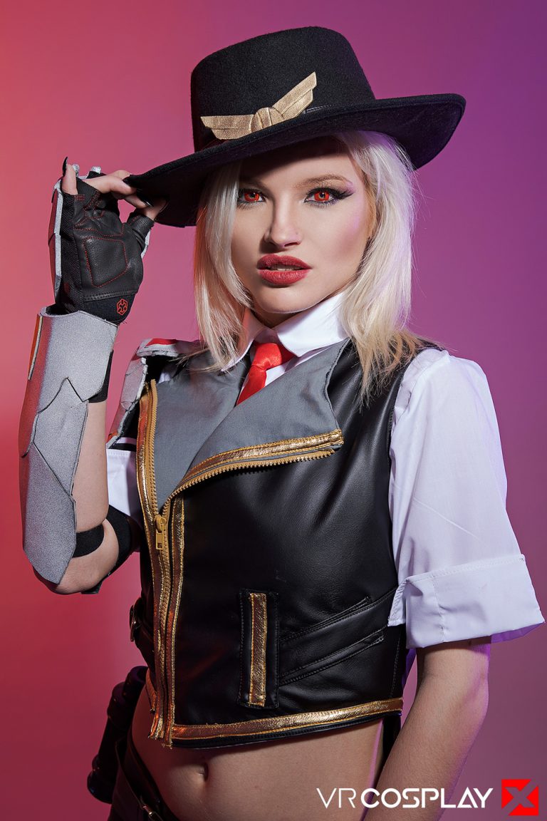 Zazie Skymm Overwatch Ashe VR Cosplay X | Boobs Photo