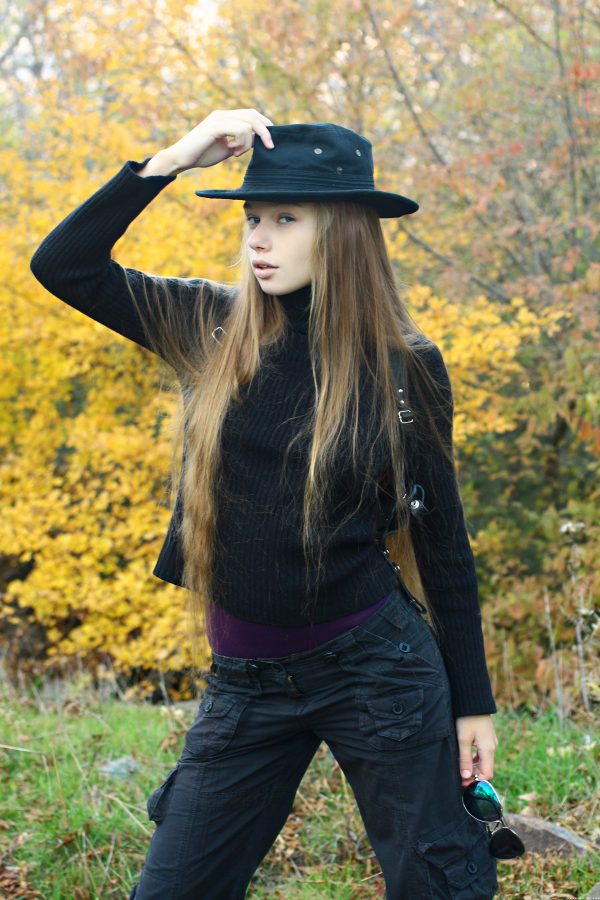 PHOTO | 01 123 600x900 - Ukrainian Milena D Non-nude Pics