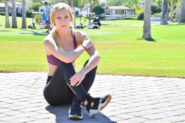 PHOTO | 07 99 600x399 - Jenni Sporty Wear