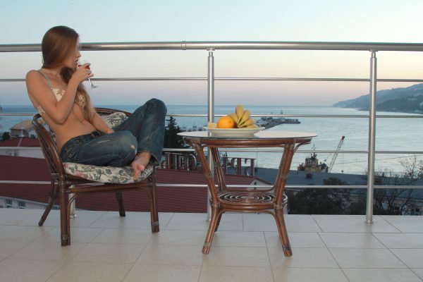 PHOTO | 10 125 600x400 - Ukrainian Milena D Non-nude Pics